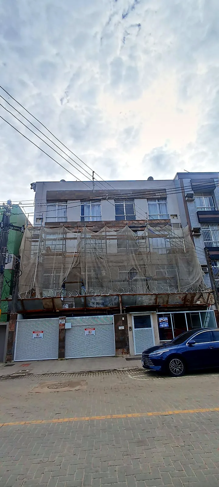 Edifício Orquídea: Recomposição do revestimento